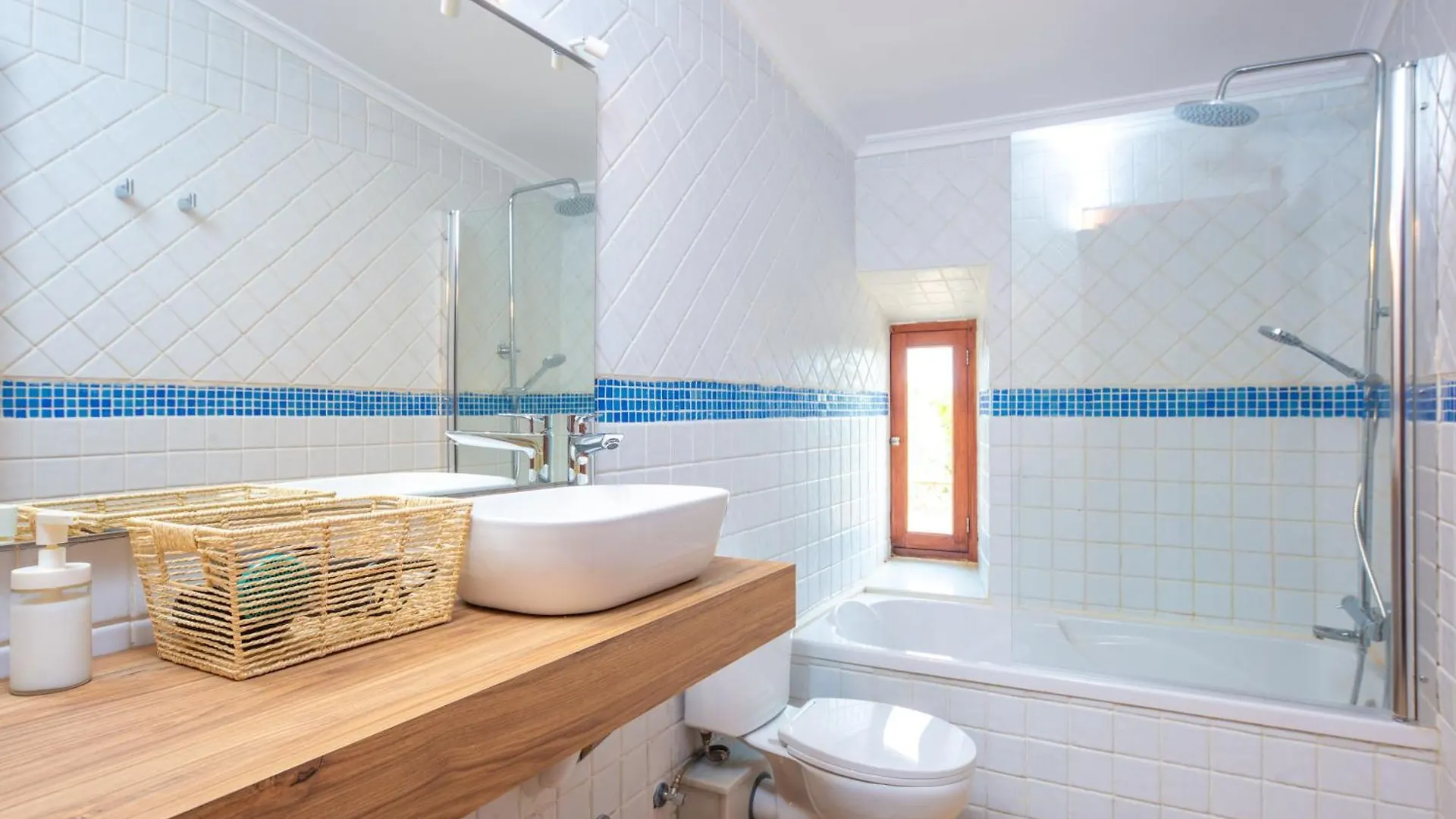 Cas Carro Villa Selva  İspanya