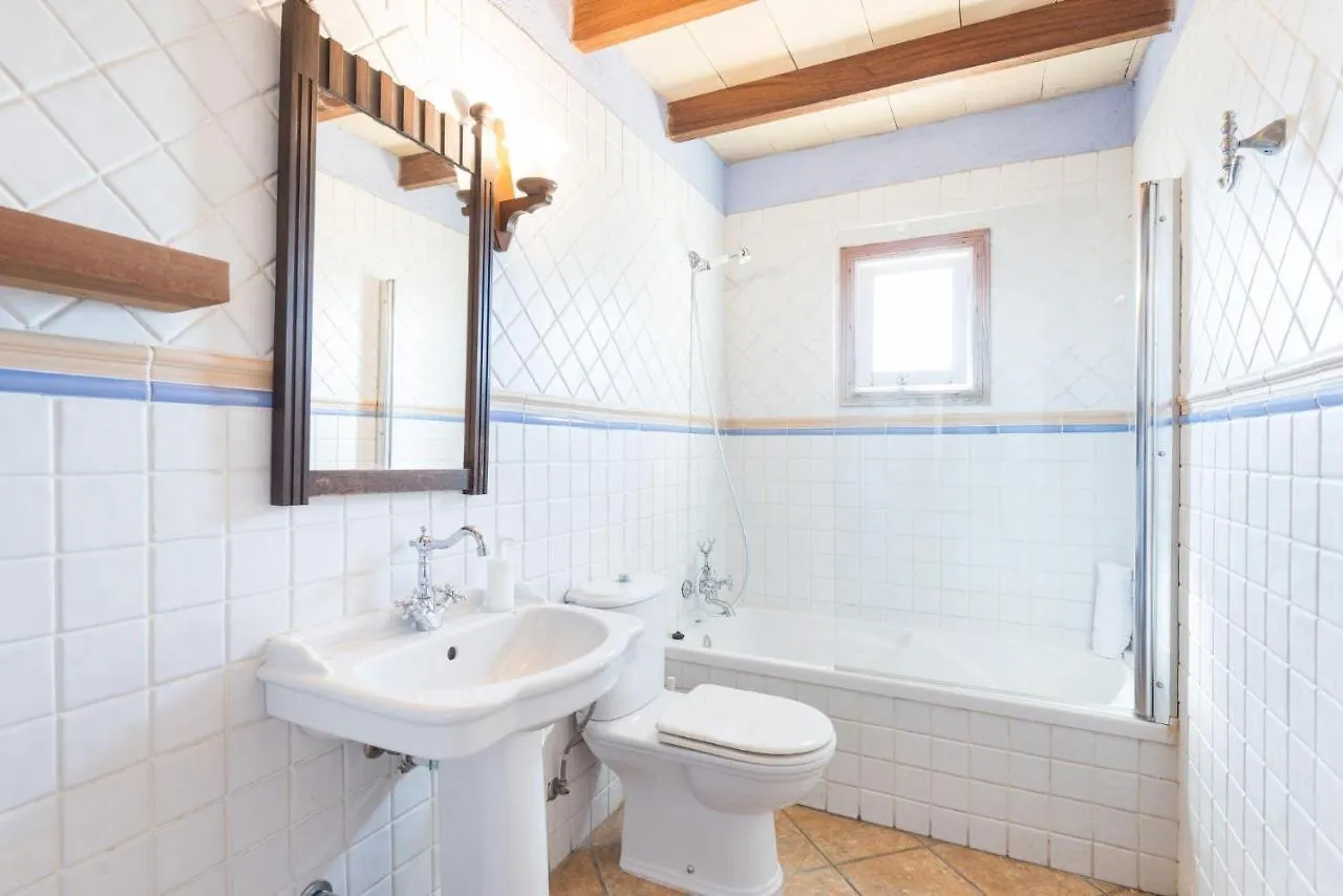 Cas Carro Villa Selva  İspanya